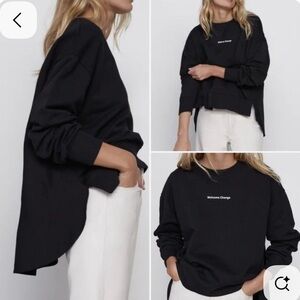 Zara Black Sweatshirt with 'Welcome Change' Print